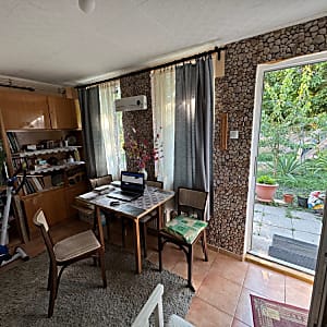 Panorámás családi ház Frankhegyen vezetékes vízzel #6
